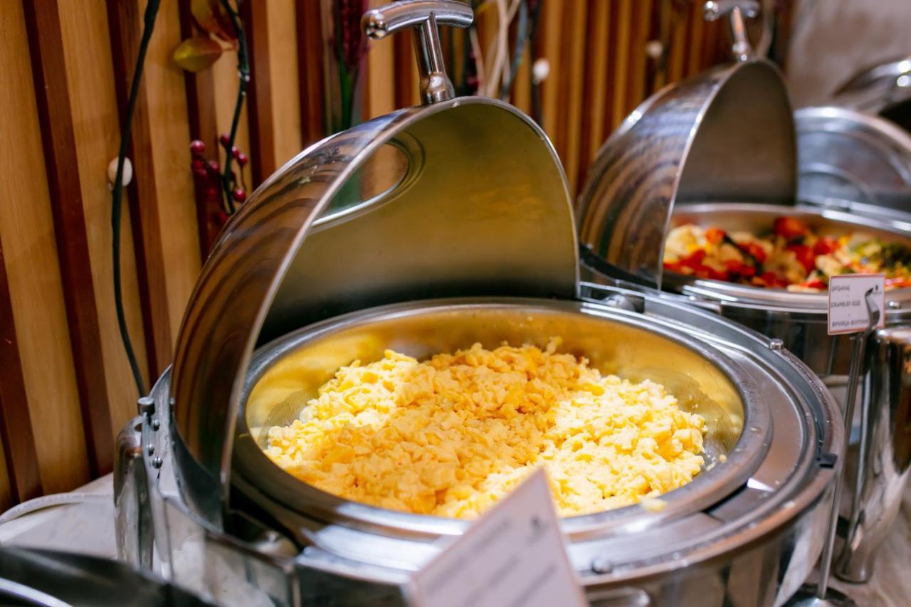 Promenade Hotel Baku Exterior photo Scrambled eggs