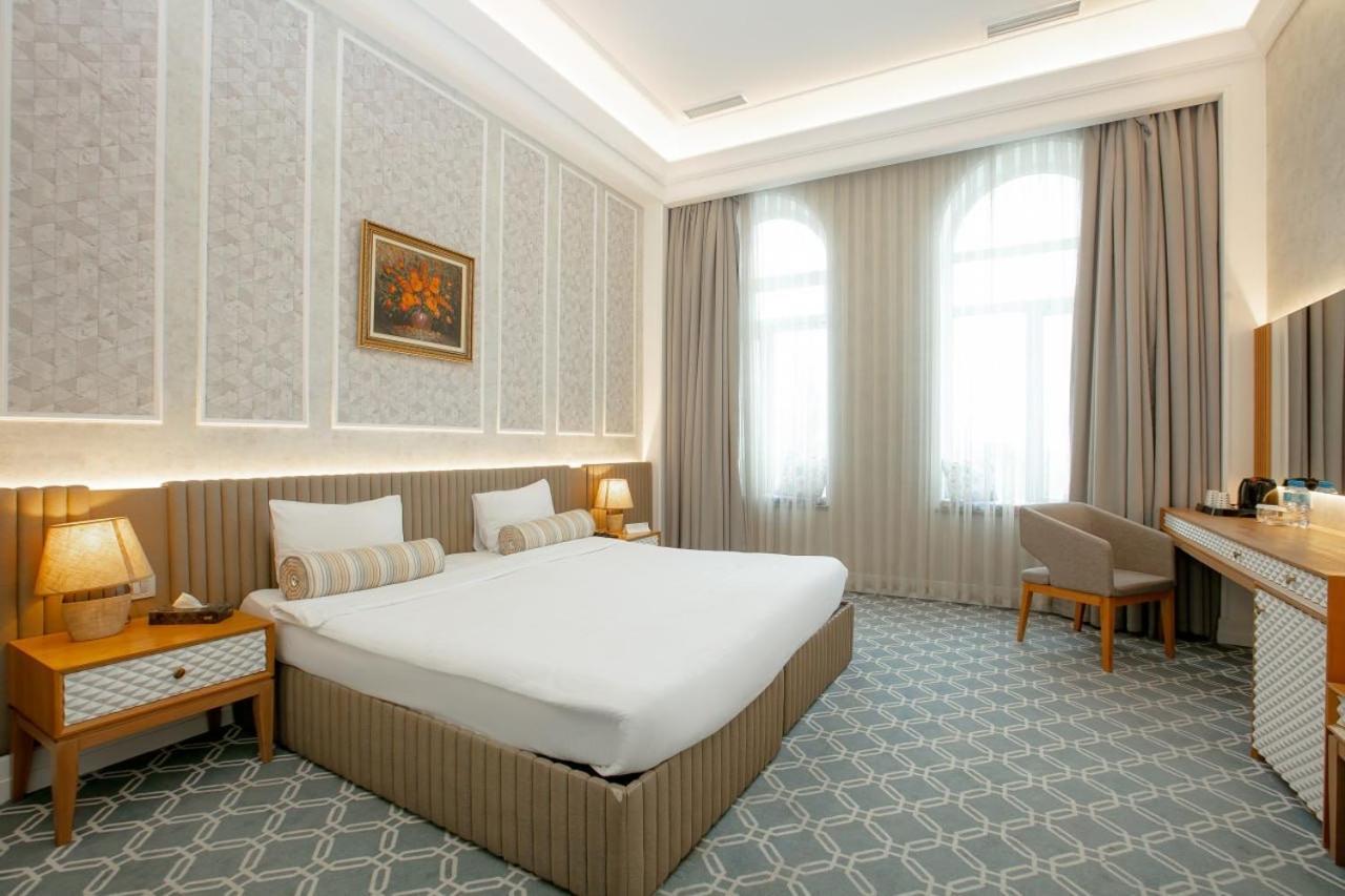 Promenade Hotel Baku Exterior photo Deluxe Room
