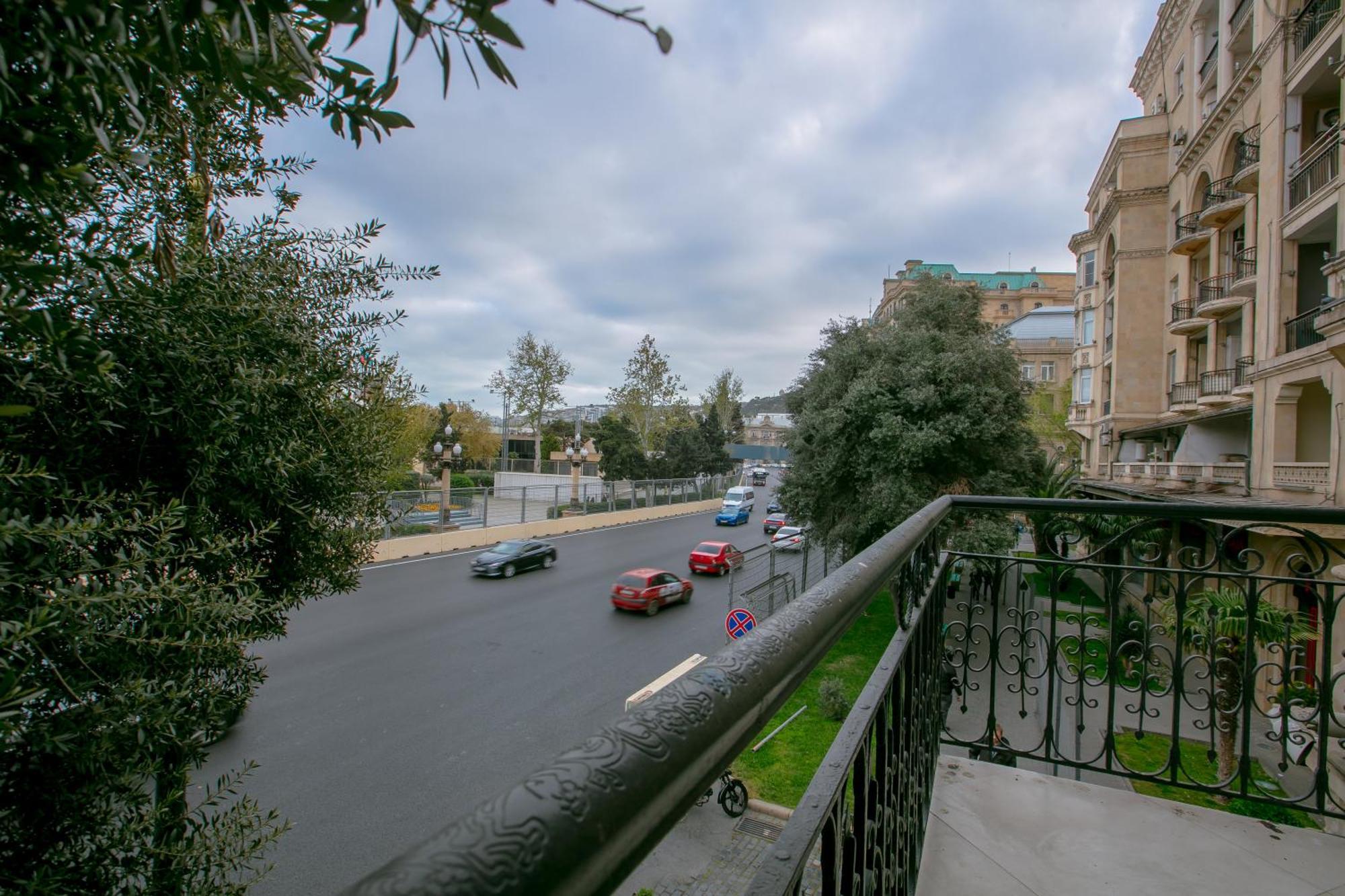 Promenade Hotel Baku Exterior photo